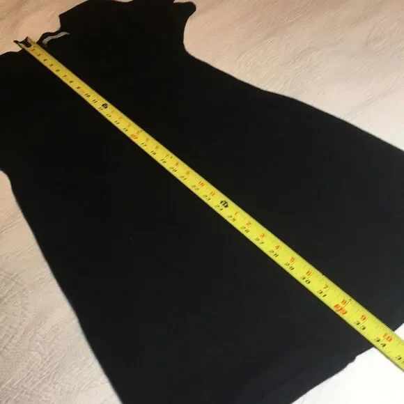 Loft Black scoopneck dress. SP - Picture 3 of 8